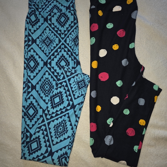 LuLaRoe Blue Geometric and Black Polka Dot Leggings - Picture 1 of 2